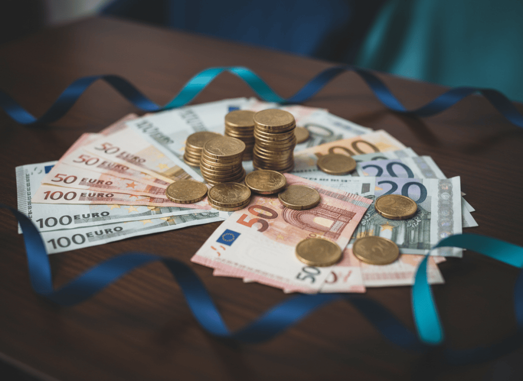 VAT credit: carry it forward or claim a refund?